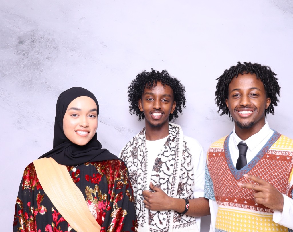 SSA members in cultural attire